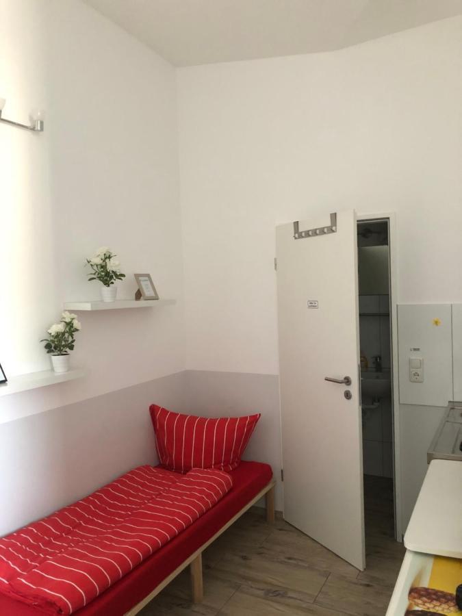 Fremdenzimmer Sas Hückelhoven エクステリア 写真