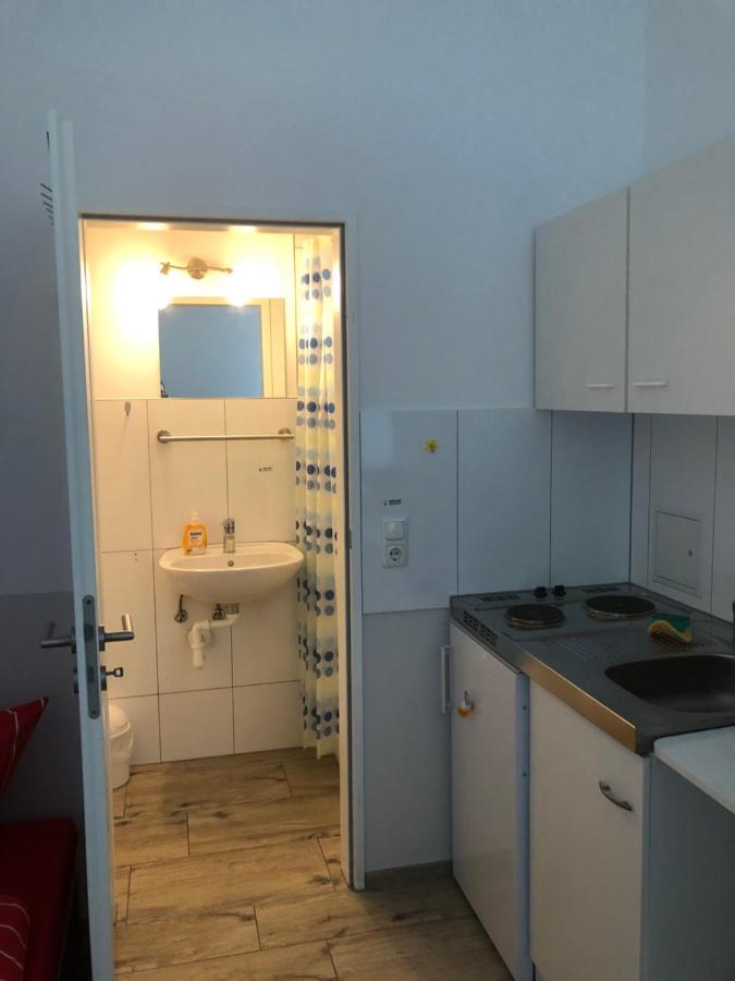 Fremdenzimmer Sas Hückelhoven エクステリア 写真