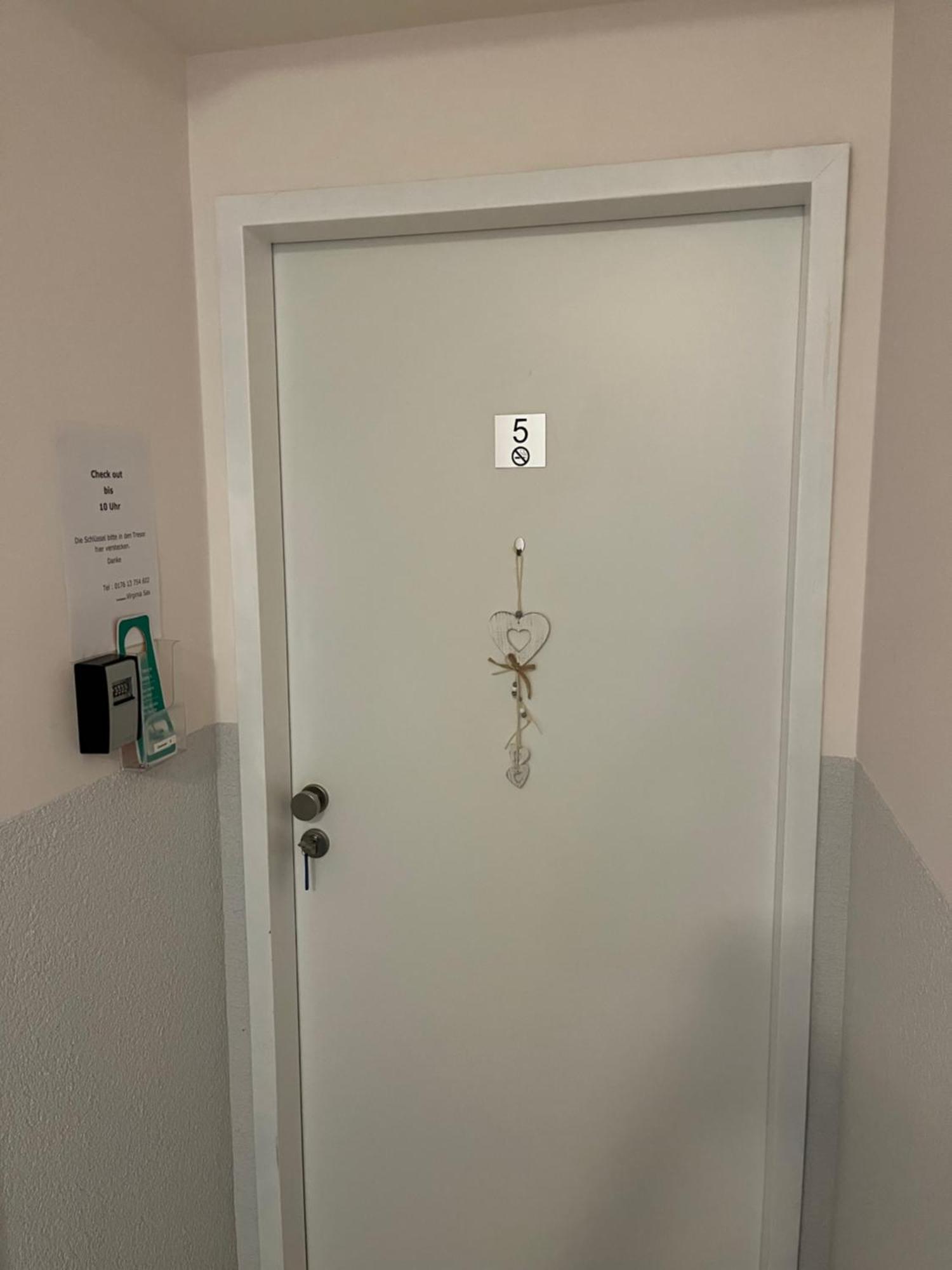 Fremdenzimmer Sas Hückelhoven エクステリア 写真