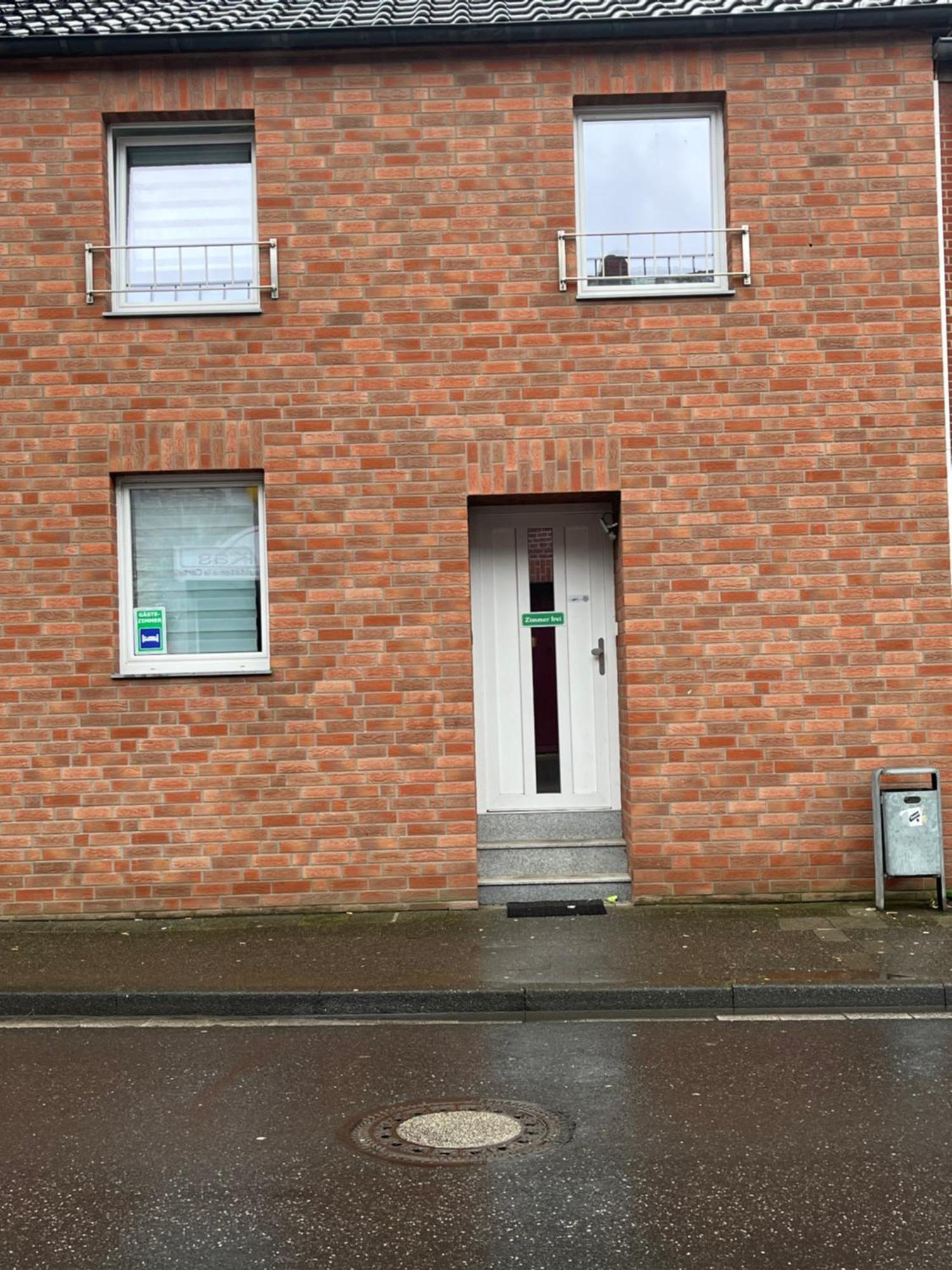 Fremdenzimmer Sas Hückelhoven エクステリア 写真