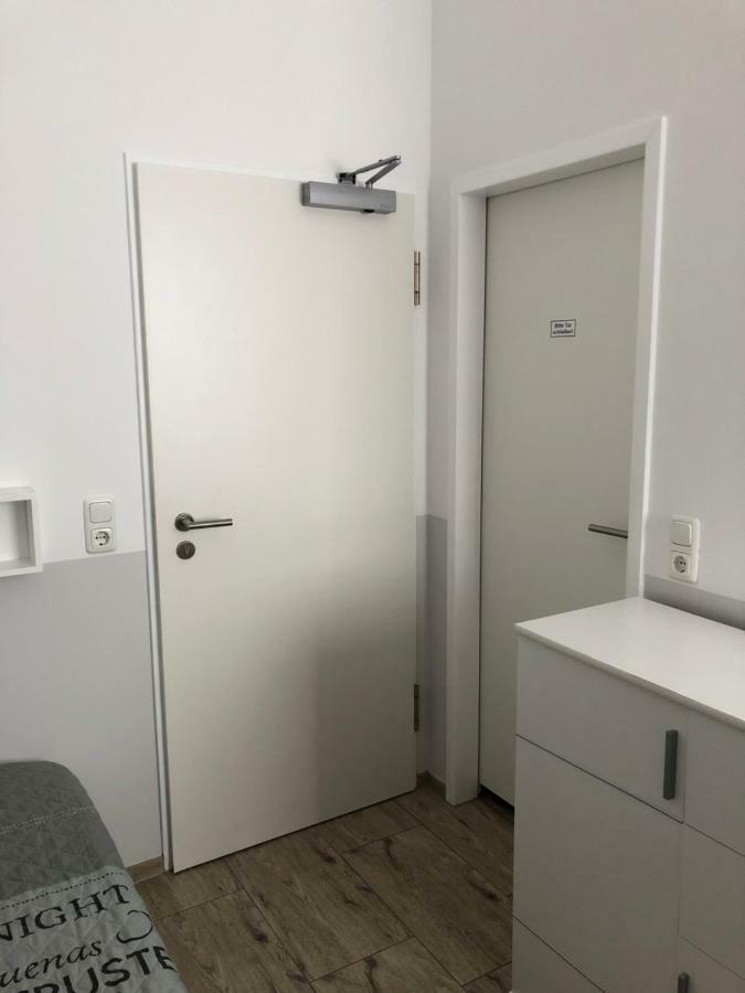 Fremdenzimmer Sas Hückelhoven エクステリア 写真