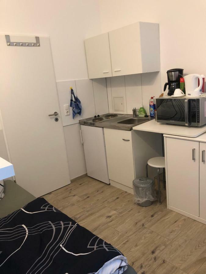 Fremdenzimmer Sas Hückelhoven エクステリア 写真